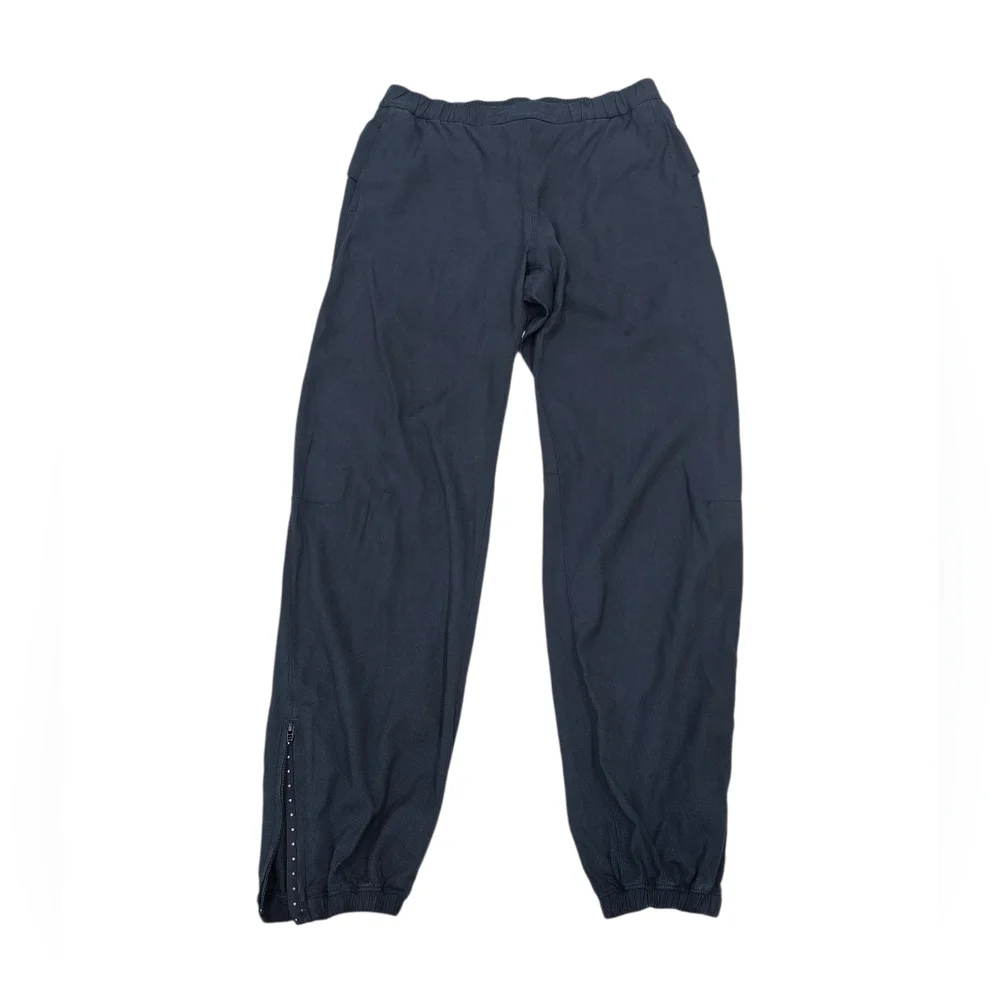 Lululemon Essential Affinity Mid Rise Jogger Black (First Release)